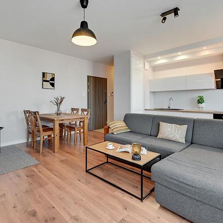 Awiator Seaside By Downtown Apartments Gdansk Exterior photo